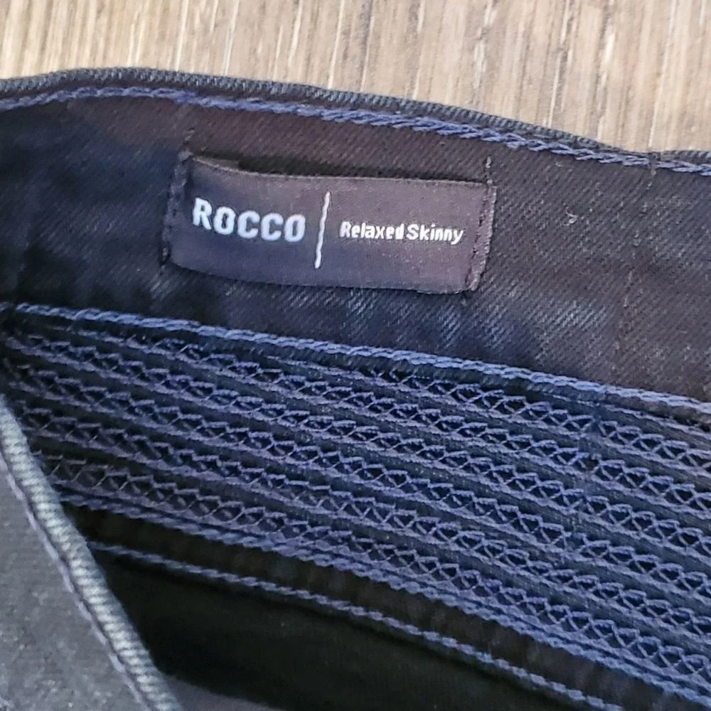 True Religion Rocco relaxed skinny moto men's‎ jeans size 36 new!!!!